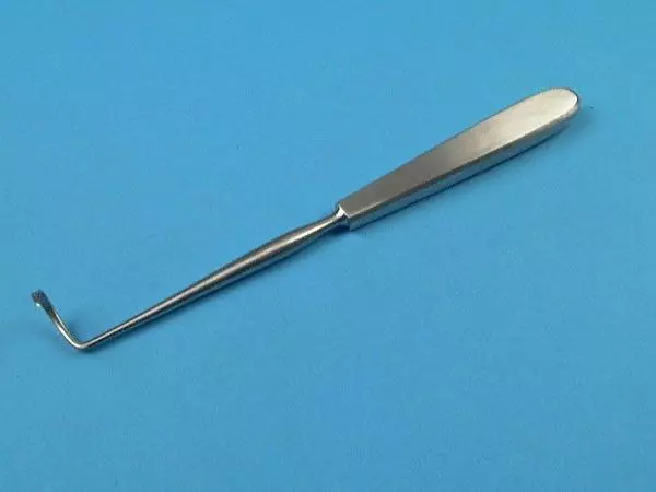 Deschamps needle, 20 cm, right pointed  Holtex