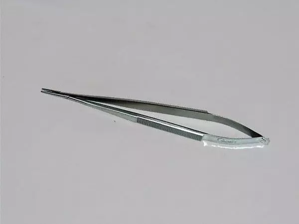 Micro Needle Holder Jacobson, 17 cm, right Holtex