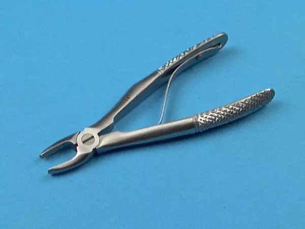 Child forceps , n137, incisors and upper canines, 11.5 cm