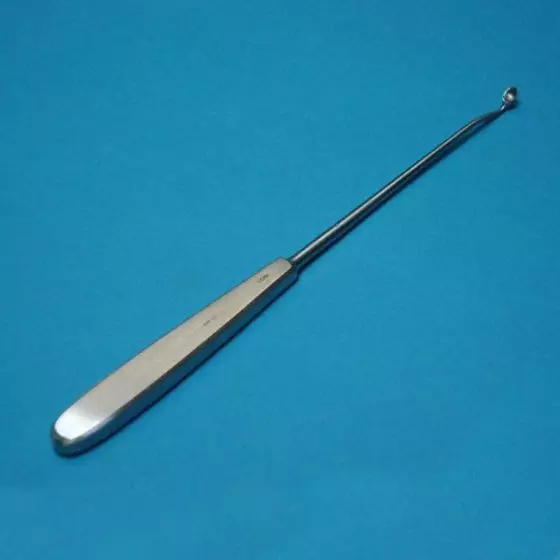 Sciatica curette, curved, 23 cm x 5 mm Holtex