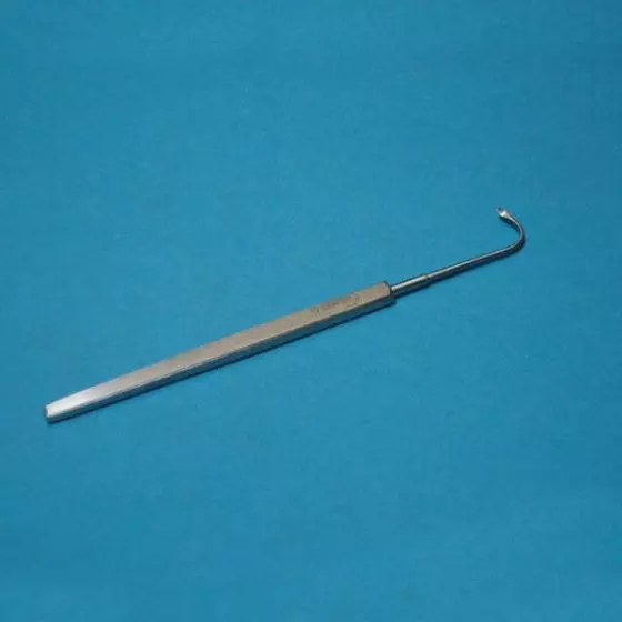 Strabismus hook, usual, Medium 12 mm Holtex