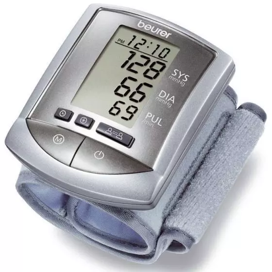 Wrist blood pressure monitor Beurer BC 16
