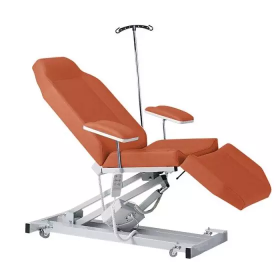 Haemodialysis chair with electric height adjustment Carina 945